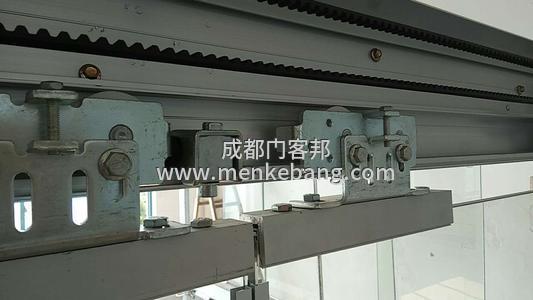 自動門軌道脫落調哪里,自動門軌道可以上油嗎 自動門軌道脫落調哪里,自動門軌道可以上油嗎