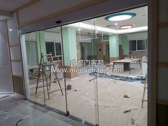 成都電控門,成都型材自動門案例,高新區(qū)玻璃自動門案例 成都電控門,成都型材自動門案例,高新區(qū)玻璃自動門案例