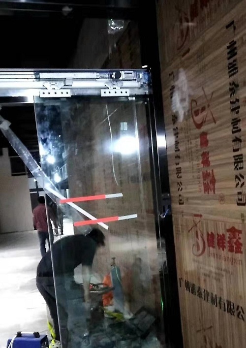 商場自動(dòng)門案例 商場自動(dòng)門案例